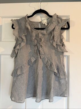 Greylin Cotton Gray Ruffled Sleeveless Blouse - Size M